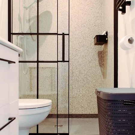 Youthments Living Ρίγα