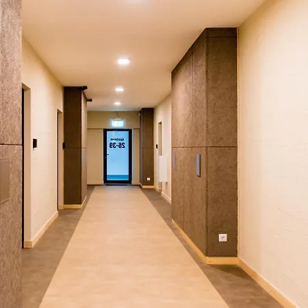 Apartment Youthments Living *