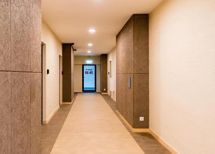 Apartment Youthments Living *