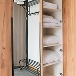 Apartament Youthments Living