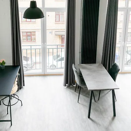 Youthments Living Apartament *